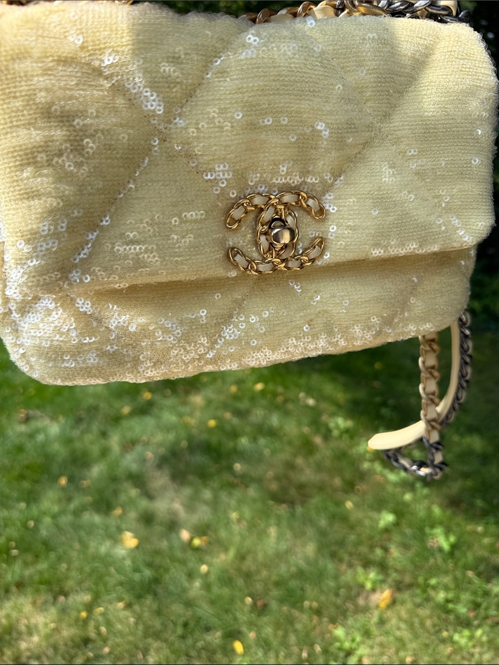 Chanel 19 Yellow Sequin flap Bag 21C